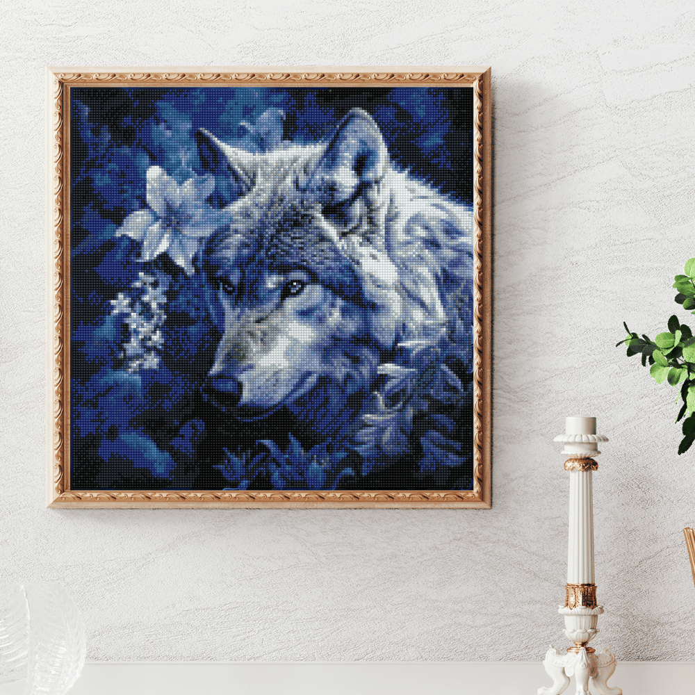 17.7" x 17.7" (45x45cm) Blossom Wolf - Diamond Painting Kit